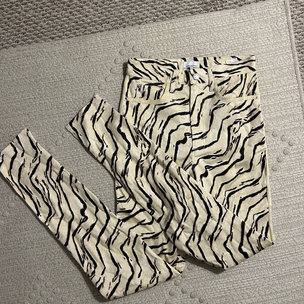 WeWoreWhat Pipes Stilleto Tiger Print Pants